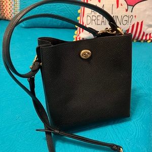 🤩Coach Charlie Bucket Bag🤩